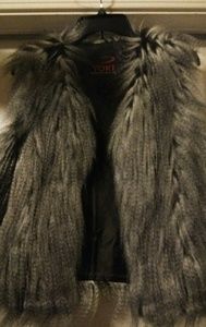 Fur vest